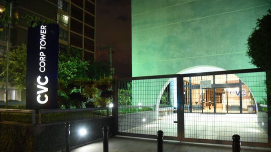CVC Corp reorganizó áreas, revisó gastos y volvió a descartar una venta o reducción de sus operaciones en Argentina.