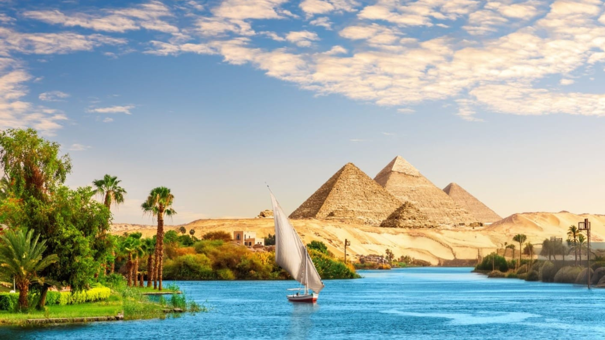 Toma un crucero por el Nilo para conocer Egipto de una forma diferente.