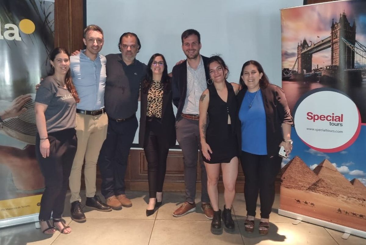 Los anfitriones del encuentro de Special Tours que tuvo lugar en Acassusso.