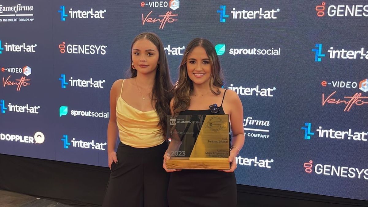 Laura Pardo, diseñadora multimedia y generación de Experiencia al Usuario y Ana María Rincón, gerente de Mercadeo y Ventas de On Vacation.