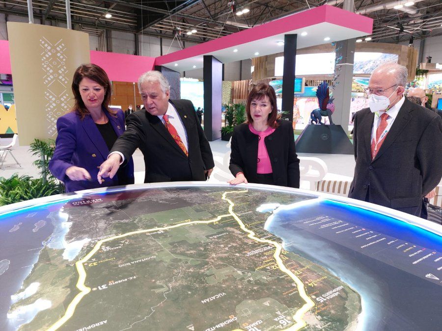 La reuni&oacute;n de Sectur con WTTC en Fitur 2022.
