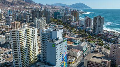 Ibis Styles Antofagasta incluye Wi-Fi gratis, estacionamiento, servicio de lavandería, un restaurante y un lobby bar para sus huéspedes.