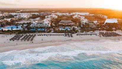 Fachada del complejo en Punta Cana.