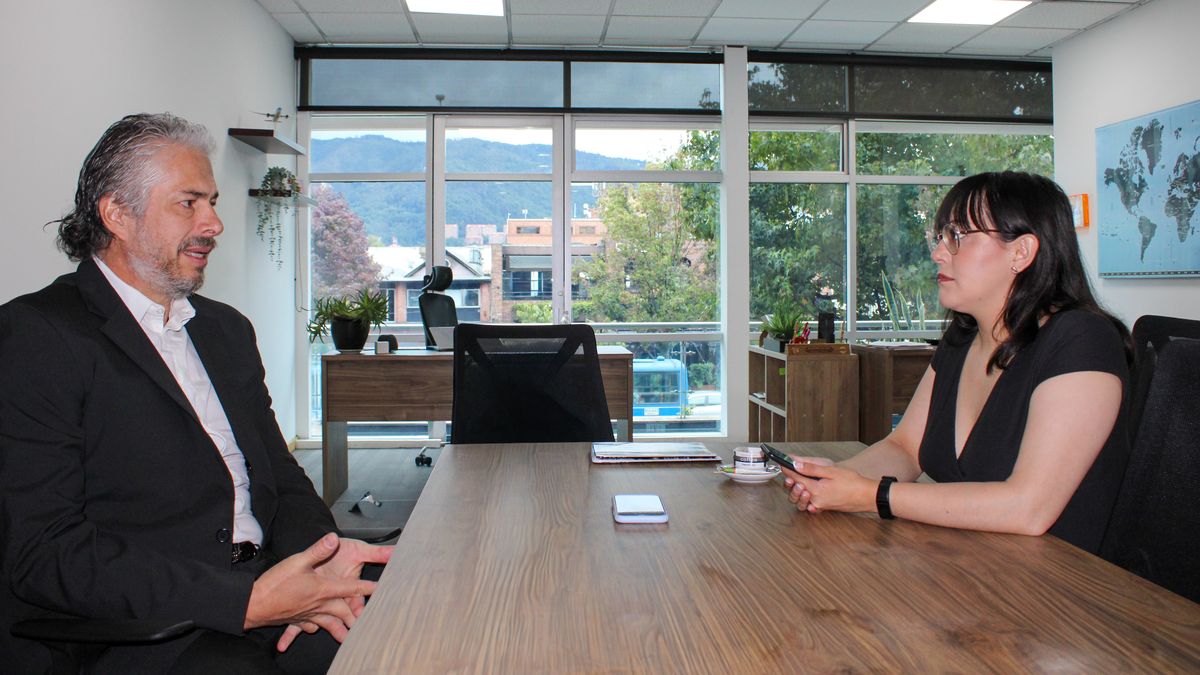 Maximiliano Cristiano, gerente general de Gente Mayorista de Turismo; y María Paula Díaz Vega, periodista de Ladevi Colombia. Maximiliano Cristiano, gerente general de Gente Mayorista de Turismo; y María Paula Díaz Vega, periodista de Ladevi Colombia.