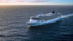 Norwegian Cruise Line amplía su oferta de espectáculos y actividades a bordo.