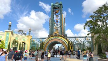 Universal Orlando Resort: así luce Chronos, la puerta de entrada a Celestial Park que conecta todas las áreas del parque temático.