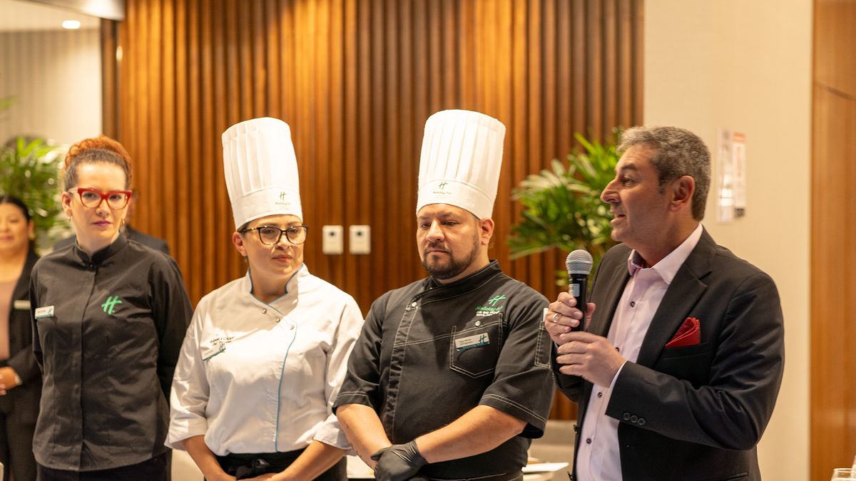 Holiday Inn Quito Airport celebró aniversario junto a aerolíneas y otras empresas aliadas.&nbsp;