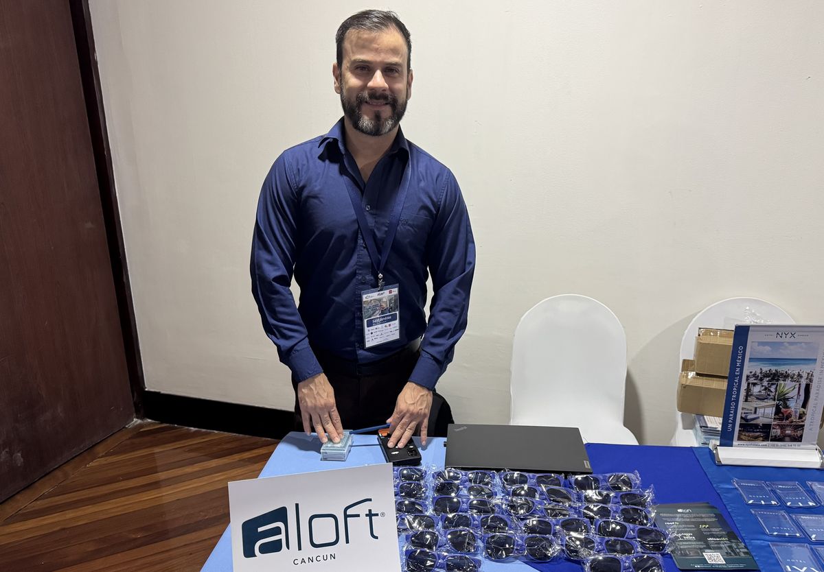 Aloft Cancún. Aloft Cancún.