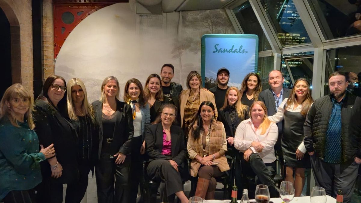 Los invitados exclusivos del encuentro de Sandals & Beaches Resorts en Buenos Aires.