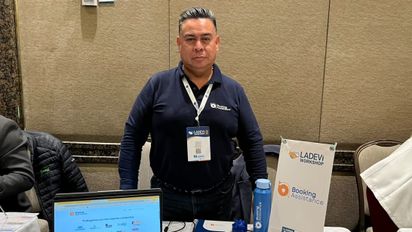 Carlos Moreno, Key Account Manager de Booking Assistance, en el marco de Ladevi Workshop Bogotá.