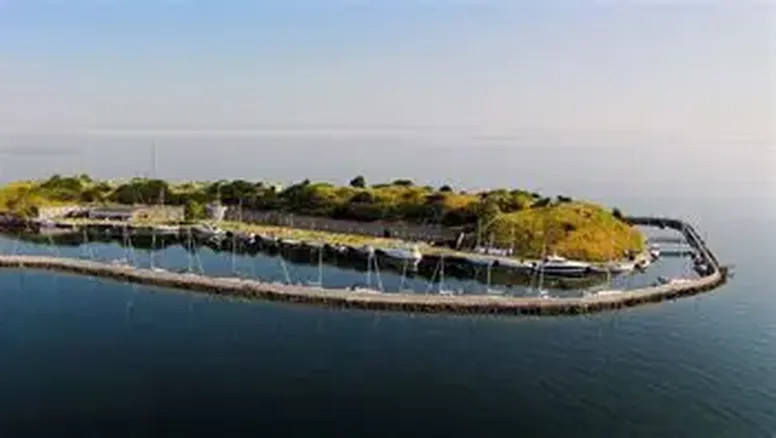 Flakfortet, la isla que el gobierno de Dinamarca puso a la venta.