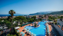 Hilton posiciona su propiedad Hilton Sorrento Palace como la sede ideal para el turismo MICE en Italia.
