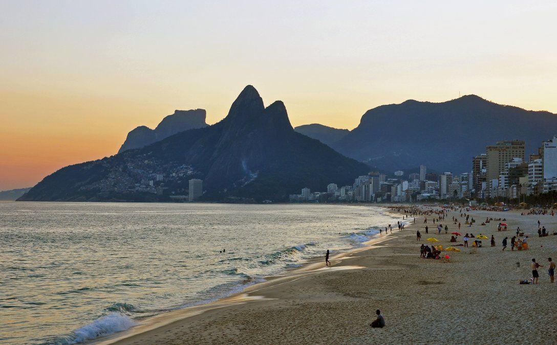Ipanema es una de las playas más populares de Brasil y del mundo.