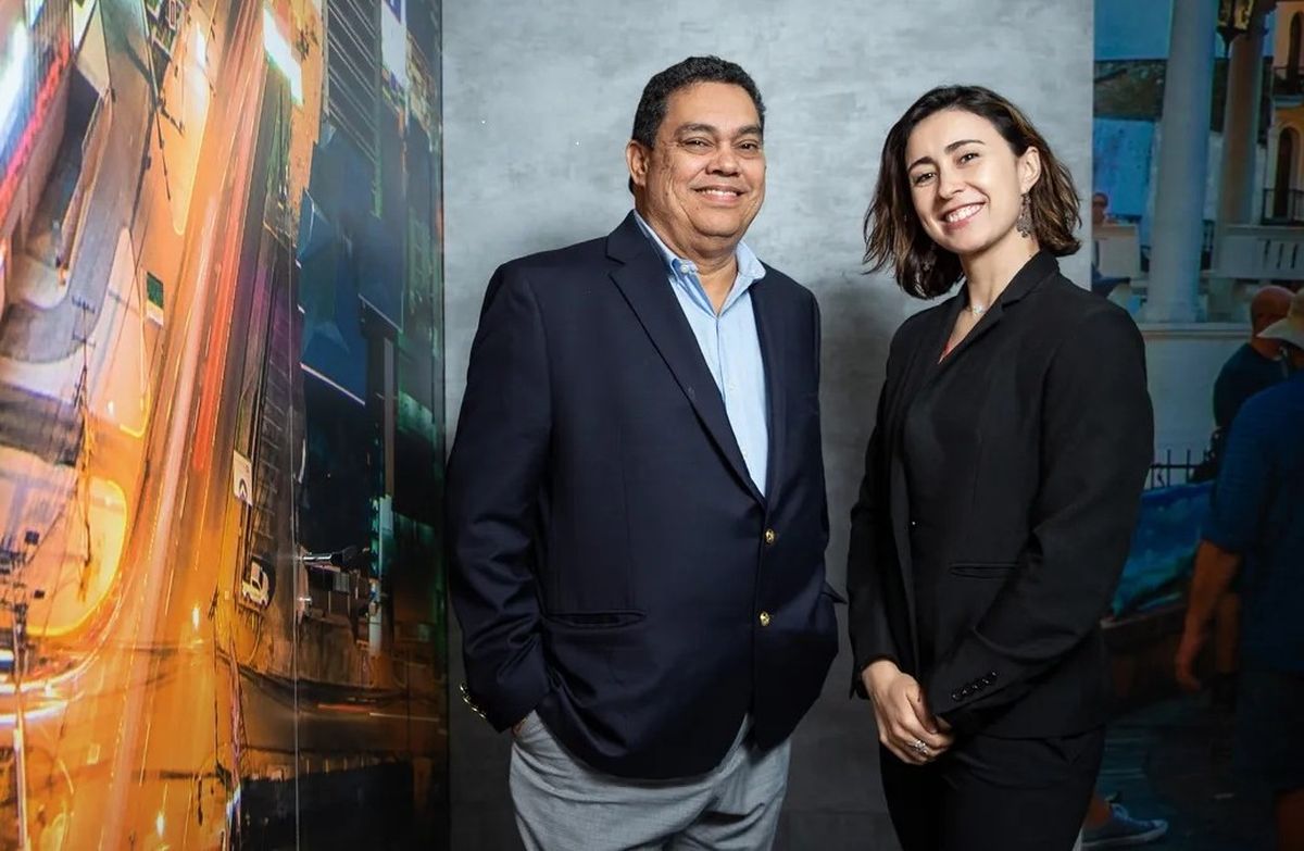 Victor Manjarres y Juanita Ariza, líderes de TM Americas, empresa que cumple 18 años de servicios profesionales de marketing turístico.
