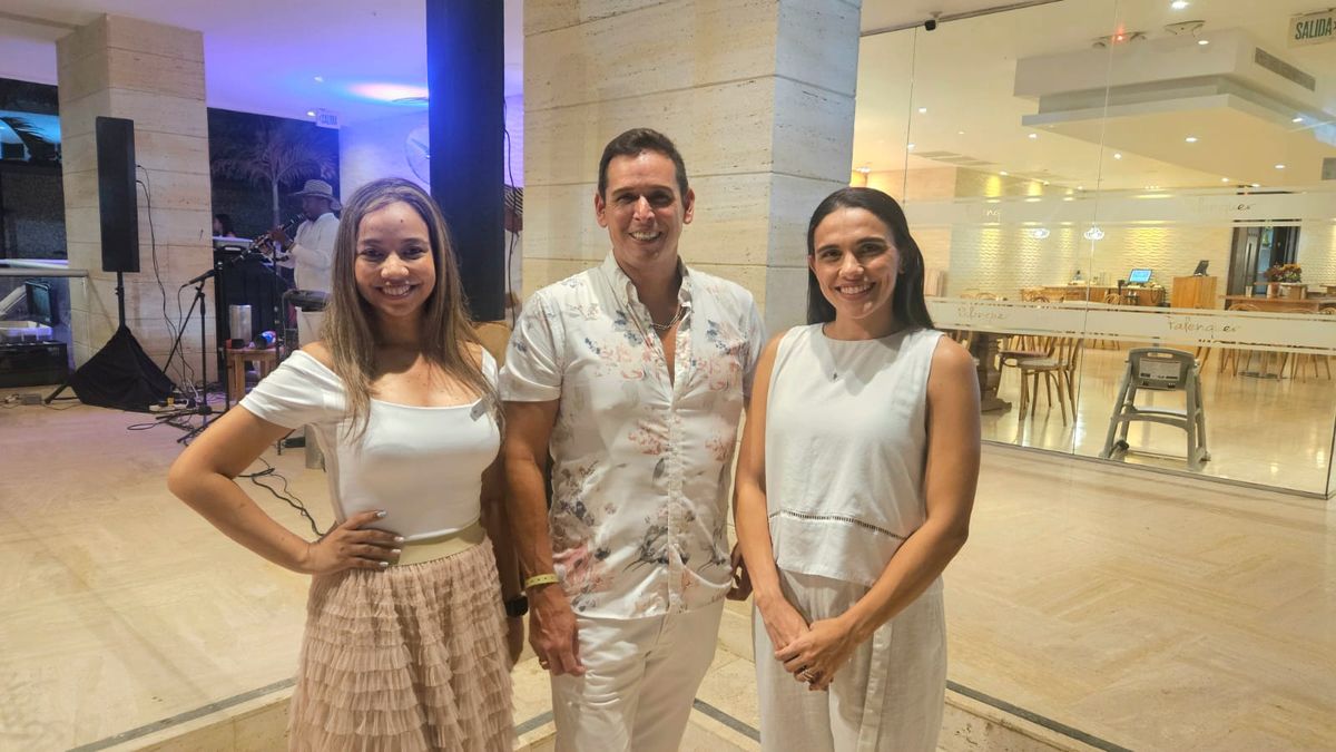 Olga Herrera, Miguel Portugal y Gabriela Walton.
