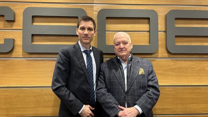 José Luis Méndez, presidente de la&nbsp;Unión de Agencias de Viajes (UNAV) y César Gutiérrez antes de las elecciones de UNAV el 26 de marzo.