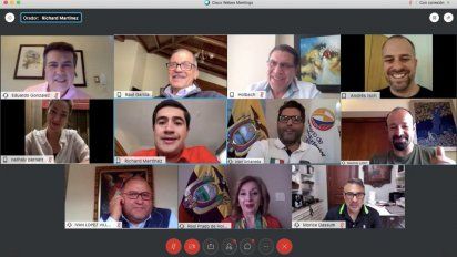 Primera reuni&oacute;n de gremios con autoridades de gobierno