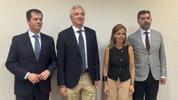 Directiva de CEAV y responsables del Ayuntamiento y Comunidad de Madrid, durante la presentación del I Congreso Nacional de Agencias de Viajes.