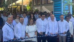 Funcionarios, dirigentes y ejecutivos de República Dominicana en el corte de cintas de DATE 2026.