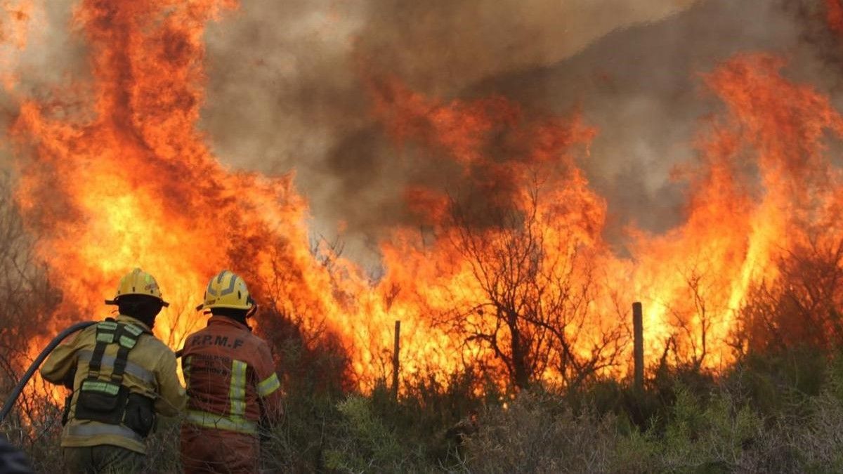 Incendios en Córdoba: conocé los detalles sobre la desesperante situación que atraviesan varias localidades de la provincia de Argentina.
