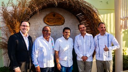 Ejecutivos de Inclusive Collection, part of World of Hyatt durante la inauguración del nuevo espacio del ﻿Sunscape Dorado Pacífico Ixtapa.