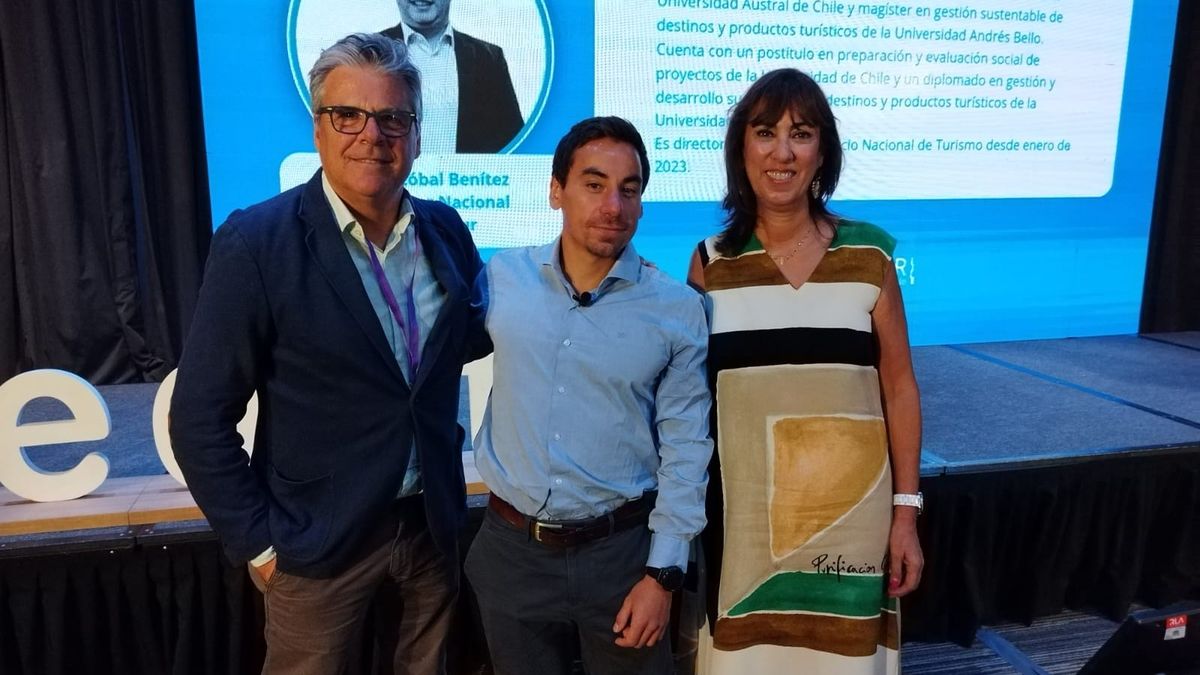 El presidente de Fedetur, Jaime Guazzini, junto a Franz Muller y la presidenta ejecutiva de la Federación, Mónica Zalaquett. 