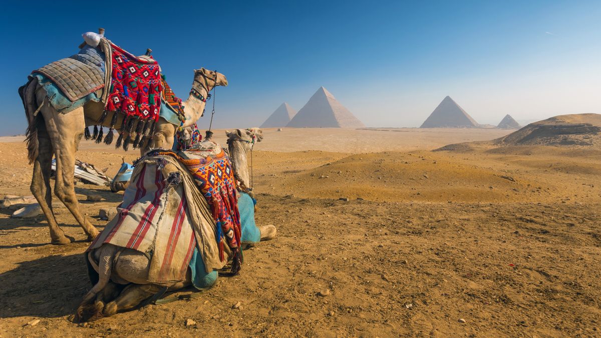 Destefanis Travel: el itinerario comienza en El Cairo -capital de Egipto-&nbsp;con visitas a las pirámides de Giza y la enigmática Esfinge.