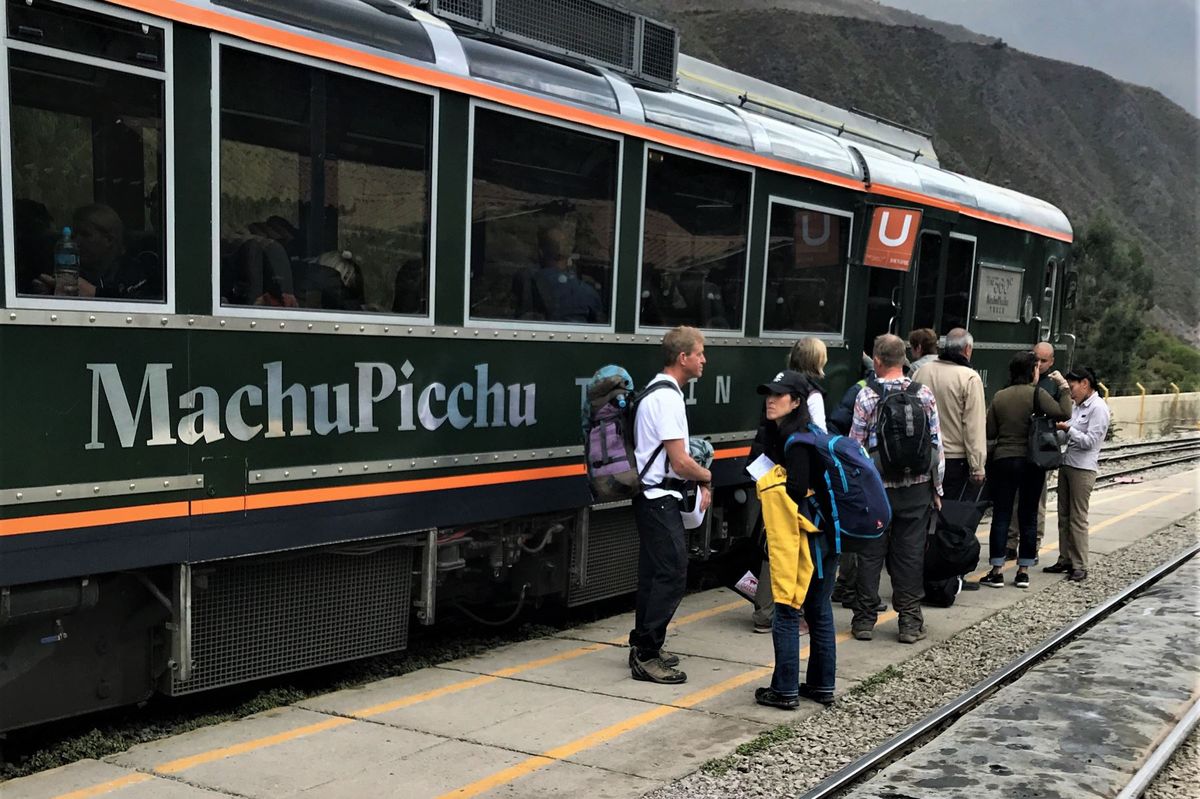 Autoridades y dirigentes de Cusco se reunirán con representantes de la Empresa Sumac Ayllu para llegar a un acuerdo. - Ladevi Medios y Soluciones Autoridades y dirigentes de Cusco se reunirán con representantes de la Empresa Sumac Ayllu para llegar a un acuerdo.