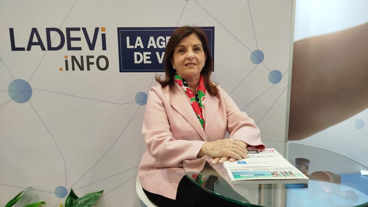 Maritza Montero, primera vicepresidenta de Canatur, en el stand de Ladevi. - Ladevi Medios y Soluciones Maritza Montero, primera vicepresidenta de Canatur, en el stand de Ladevi.