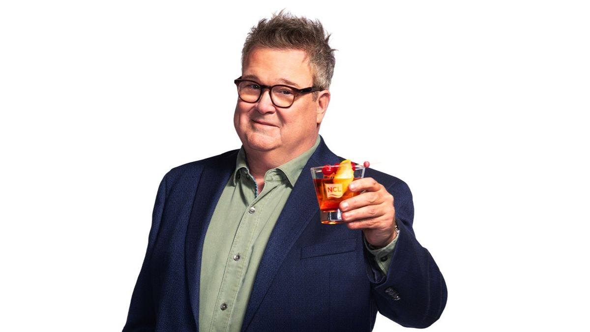 Eric Stonestreet tuvo el honor de bautizar al Norwegian Aqua, el nuevo barco de cruceros de Norwegian Cruise Line.