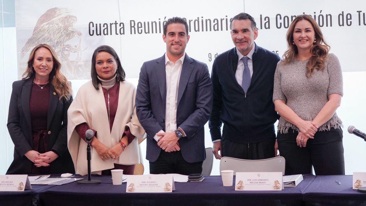 La Comisión de Turismo del Senado aprobó reformas a la Ley General de Bienes Nacionales para permitir el acceso libre y gratuito a las playas mexicanas.