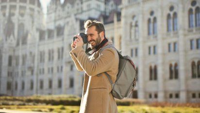 En el Travel Sale 2025 encontrarás descuentos de hasta el75% en asistencia al viajero y la posibilidad de pagar hasta 6 cuotas sininterés.&nbsp;